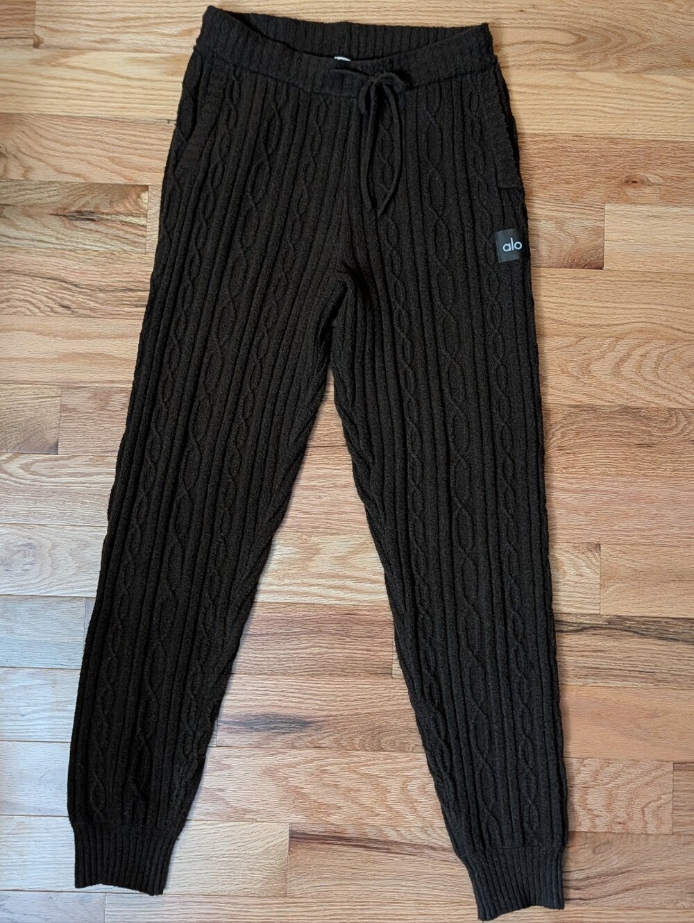 Alo Yoga Winter Bliss Pant Cable Knit Sweater Pants Brown Medium Minimalist